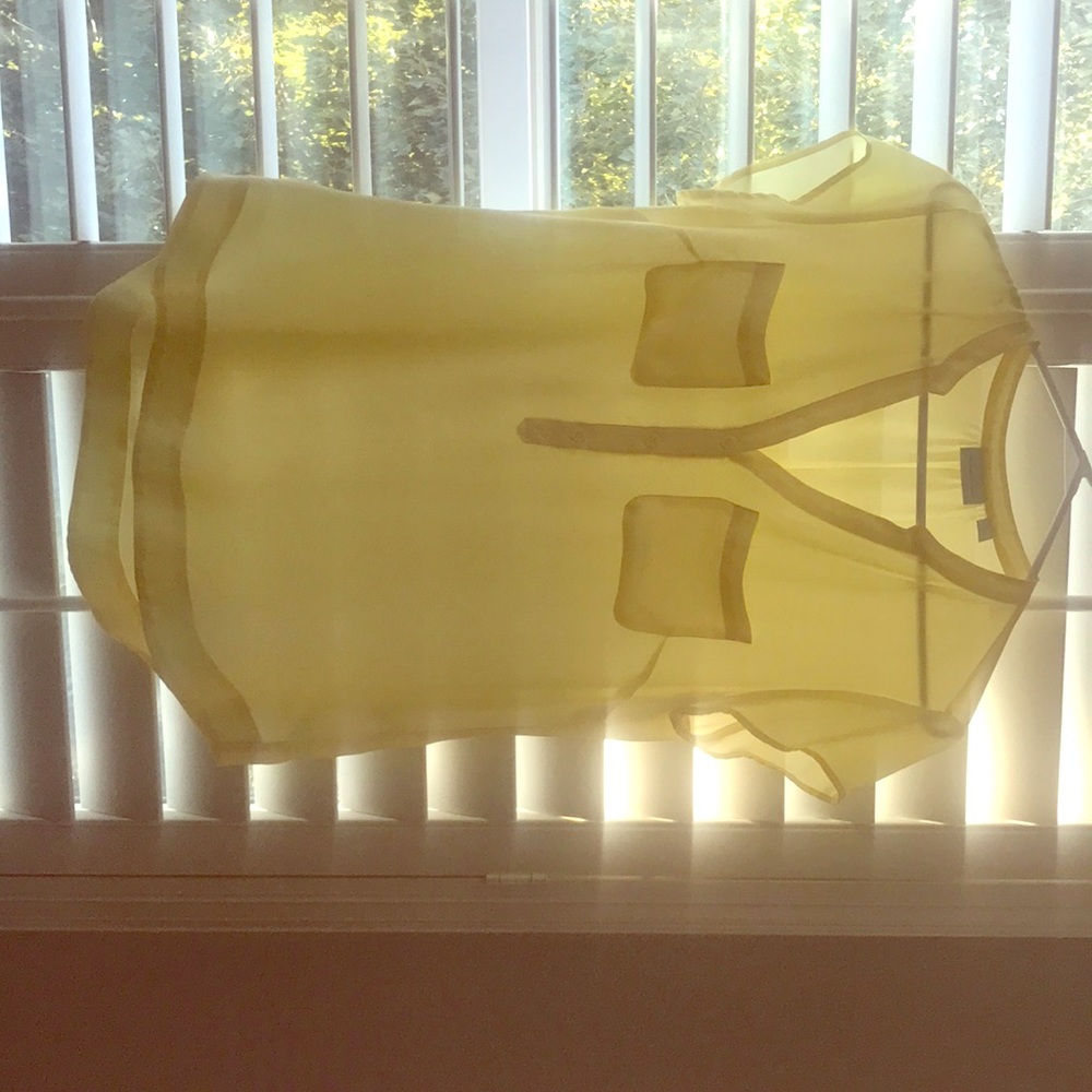 New York and Co. yellow top size M